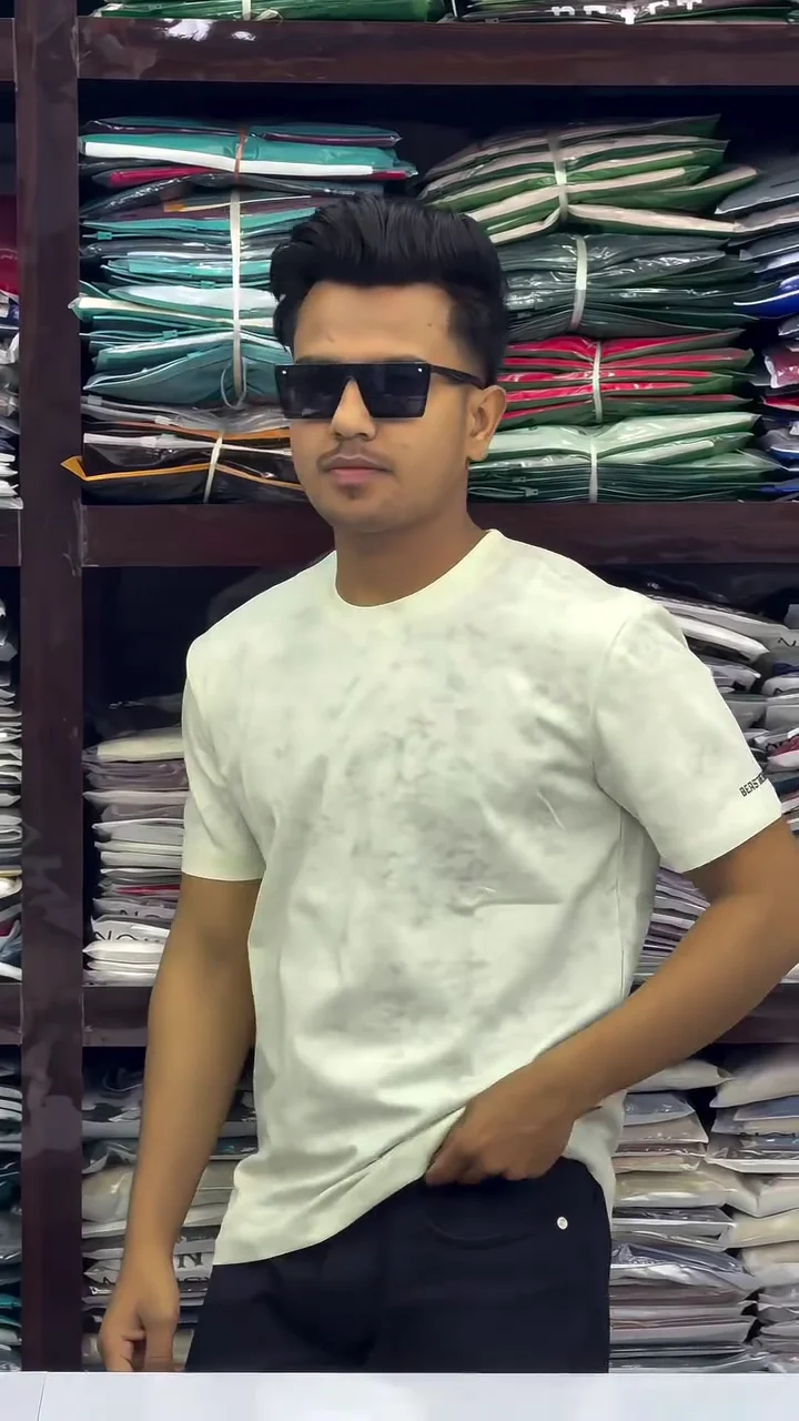 Menβs Grey Printed Athleisure T-Shirt β Regular Fit Polyester Sports & Casual Wear β¨