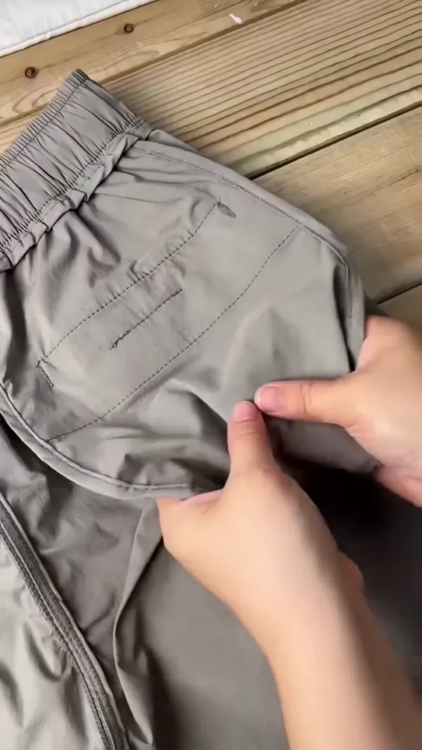 Men Relaxed Fit Jogger Pants with Insert Pockets - Image 4